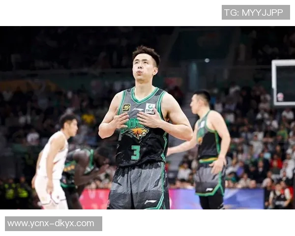 赵继伟领衔中国男篮新征程展现拼搏精神与团队合作的力量 赵继伟领衔中国男篮新征程展现拼搏精神与团队合作的力量