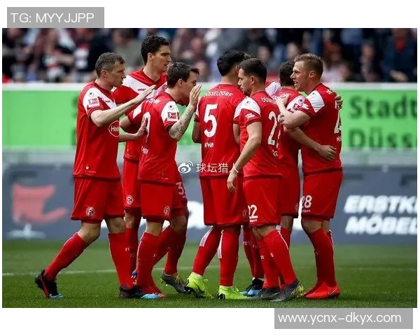 利华古逊与汉堡激战正酣谁能在德甲赛场笑到最后